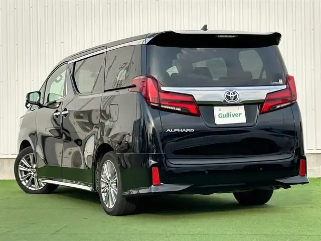 トヨタ アルファード S タイプゴールド 香川県 2020(令2)年 4.9万km ブラック 登録時走行距離：48692ｋｍ/純正ナビゲーション/→フルセグTV/バックカメラ/サンルーフ/ブラインドスポットモニター/フリップダウンモニター/ドライブレコーダー/ビルトインETC/デジタルインナーミラー/両側パワースライドドア/クルーズコントロール/コーナーセンサー/LEDオートライト/フォグランプ/オートハイビーム/衝突被害軽減システム/レーダークルーズコントロール/レーンキープアシスト/横滑り防止装置/スマートキー