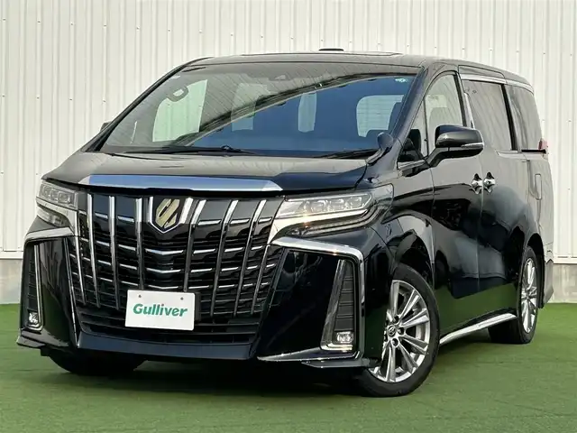 トヨタ アルファード S タイプゴールド 香川県 2020(令2)年 4.9万km ブラック 登録時走行距離：48692ｋｍ/純正ナビゲーション/→フルセグTV/バックカメラ/サンルーフ/ブラインドスポットモニター/フリップダウンモニター/ドライブレコーダー/ビルトインETC/デジタルインナーミラー/両側パワースライドドア/クルーズコントロール/コーナーセンサー/LEDオートライト/フォグランプ/オートハイビーム/衝突被害軽減システム/レーダークルーズコントロール/レーンキープアシスト/横滑り防止装置/スマートキー