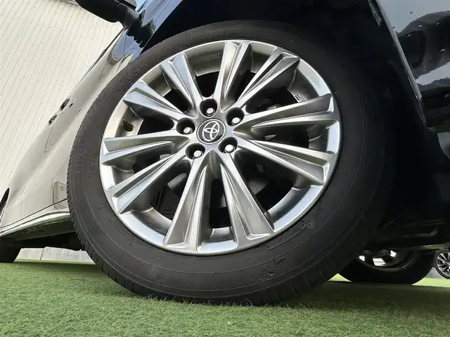 トヨタ アルファード S タイプゴールド 香川県 2020(令2)年 4.9万km ブラック 登録時走行距離：48692ｋｍ/純正ナビゲーション/→フルセグTV/バックカメラ/サンルーフ/ブラインドスポットモニター/フリップダウンモニター/ドライブレコーダー/ビルトインETC/デジタルインナーミラー/両側パワースライドドア/クルーズコントロール/コーナーセンサー/LEDオートライト/フォグランプ/オートハイビーム/衝突被害軽減システム/レーダークルーズコントロール/レーンキープアシスト/横滑り防止装置/スマートキー