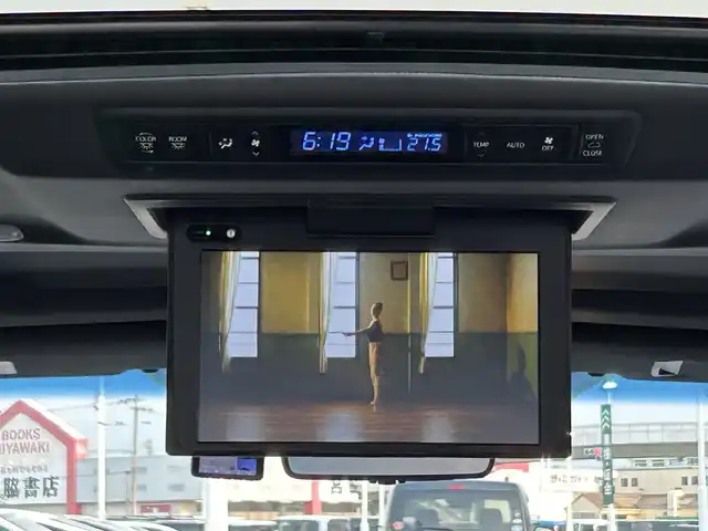 トヨタ アルファード S タイプゴールド 香川県 2020(令2)年 4.9万km ブラック 登録時走行距離：48692ｋｍ/純正ナビゲーション/→フルセグTV/バックカメラ/サンルーフ/ブラインドスポットモニター/フリップダウンモニター/ドライブレコーダー/ビルトインETC/デジタルインナーミラー/両側パワースライドドア/クルーズコントロール/コーナーセンサー/LEDオートライト/フォグランプ/オートハイビーム/衝突被害軽減システム/レーダークルーズコントロール/レーンキープアシスト/横滑り防止装置/スマートキー