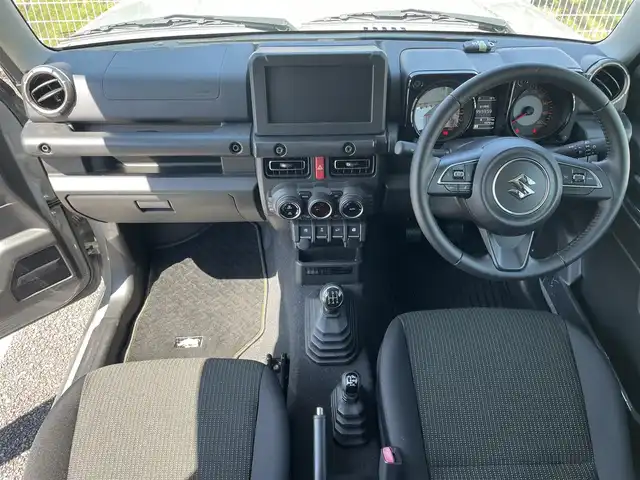 スズキ ジムニー シエラ JC 静岡県 2021(令3)年 0.5万km ミディアムグレー ユーザー買取車両/5速MT/4WD/車線逸脱警報/衝突軽減ブレーキ/ヒルディセントコントロールスイッチ/ESP OFFスイッチ/シートヒーター　D・N/パワーウィンドウ