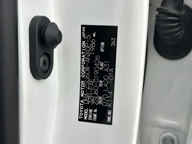トヨタ ハリアー プレミアム メタル&レザーP 大阪府 2020(令2)年 4.3万km ホワイトパールクリスタルシャイン サンルーフ　黒革シート　モデリスタエアロ　純正９ｉｎｃナビＴＶ　バックカメラ　ＥＴＣ　パワーシート／ヒーター／エアコン　電動リアゲート　衝突軽減　レーダーＣ　レーンアシスト　オートハイビーム