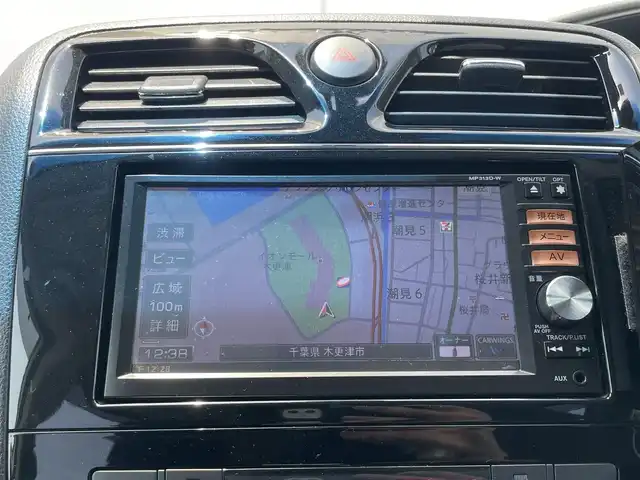 日産 セレナ ハイウェイS G Sハイブリッド 千葉県 2014(平26)年 3.2万km ブリリアントホワイトパール 衝突軽減ブレーキ/レーンキープアシスト/コーナーセンサー(前後)/純正SDナビ(MP313D-W)/　フルセグ/BT/DVD/CD/アラウンドビューモニター/ステアリングスイッチ/ETC/両側パワースライドドア/LEDヘッドライト/オートライト/フォグライト/スマートキー/プッシュスタート/電動格納ミラー/純正フロアマット