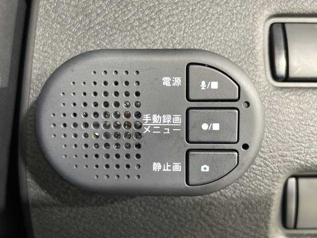 日産 エクストレイル X e－4ORCE 神奈川県 2022(令4)年 1.2万km ダイヤモンドブラック プロパイロット/・インテリジェント エマージェンシーブレーキ/・インテリジェント FCW/・インテリジェント LI＋LDW/・インテリジェント BSI+BSW/・インテリジェント アラウンドビューモニター/日産純正12.3インチコネクトナビ/・BT/フルセグTV/AppleCarPlay/AndroidAuto/USB/AM/FM/インテリジェントインナーミラー/ビルトインETC2.0/前後ドライブレコーダー/SOSコール/電動サイドブレーキ/オートホールド/防水クロスシート/パワーシート(D/N)/シートヒーター(D/N/2列目)/メモリシート(D)/革巻きステアリング/ステアリングスイッチ/ステアリングヒーター/ダウンヒルアシストコントロール/スマートキー/スペアキー/プッシュスタートボタン/前後クリアランスソナー/パワーバックドア/LEDヘッドライト/フォグランプ/オートライト/純正フロアマット/純正アルミホイール