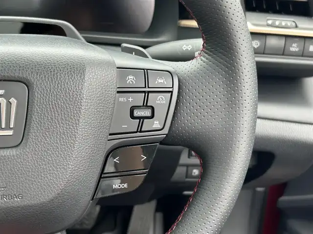 トヨタ クラウン スポーツ RS 兵庫県 2024(令6)年 0.8万km 赤 ワンオーナー/メーカー純正ナビ/（BT/フルセグTV/USB/Miracast）/全方位カメラ/トヨタチームメイト/GPSレーダー/パノラマルーフ/クリアランスソナー/レーダークルーズコントロール/パドルシフト/ETC２．０/AC100V/スマートキー/スペアキー/充電ケーブル/保証書