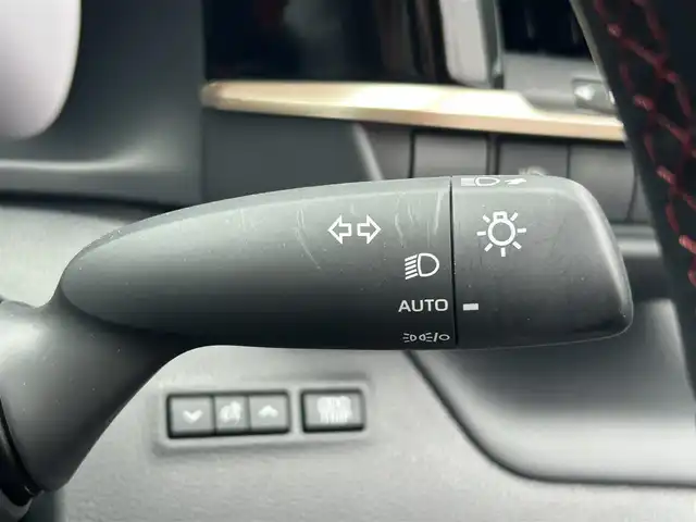 トヨタ クラウン スポーツ RS 兵庫県 2024(令6)年 0.8万km 赤 ワンオーナー/メーカー純正ナビ/（BT/フルセグTV/USB/Miracast）/全方位カメラ/トヨタチームメイト/GPSレーダー/パノラマルーフ/クリアランスソナー/レーダークルーズコントロール/パドルシフト/ETC２．０/AC100V/スマートキー/スペアキー/充電ケーブル/保証書