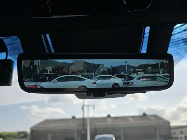 トヨタ ハリアー Z レザーパッケージ 福岡県 2021(令3)年 3.8万km ホワイトパールクリスタルシャイン ワンオーナー/モデリスタエアロ(フロント・サイド・リア)/純正12.3インチメーカーナビ　JBLプレミアムサウンド/【AM/FM/Bluetooth/フルセグTV】/全方位カメラ/デジタルインナーミラー/パワーバックドア/ビルトインETC2.0/ヘッドアップディスプレイ/前後ドライブレコーダー【DC-DR652】/トヨタセーフティセンス/プリクラッシュセーフティ/ブラインドスポットモニター/クリアランスソナー/リアクロストラフィックアラート/ロードサインアシスト/先行車発進告知機能/後退速度抑制機能/レーダークルーズコントロール/オートハイビーム/車線逸脱警報機能/車線逸脱抑制機能/ブレーキホールド/ステアリングヒーター/D/N席シートヒーター/D/N席エアシート/D/N席パワーシート/D席シートメモリ/黒レザーシート/純正20インチ黒色AW/純正フロアマット/横滑り防止装置/盗難防止装置/D/N席エアコン吹き出し口ドリンクホルダー/電格ウィンカーミラー/保証書/スペアキー×2