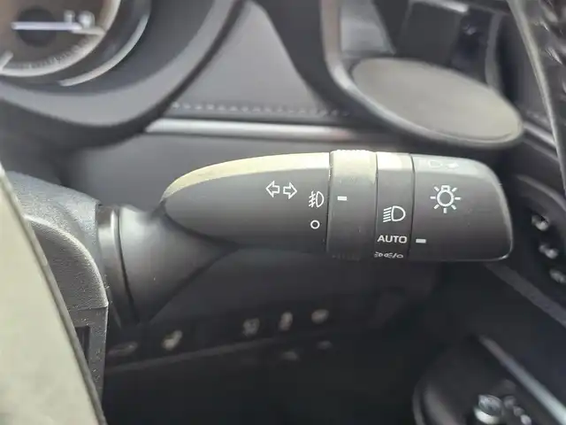トヨタ ハリアー Z レザーパッケージ 福岡県 2021(令3)年 3.8万km ホワイトパールクリスタルシャイン ワンオーナー/モデリスタエアロ(フロント・サイド・リア)/純正12.3インチメーカーナビ　JBLプレミアムサウンド/【AM/FM/Bluetooth/フルセグTV】/全方位カメラ/デジタルインナーミラー/パワーバックドア/ビルトインETC2.0/ヘッドアップディスプレイ/前後ドライブレコーダー【DC-DR652】/トヨタセーフティセンス/プリクラッシュセーフティ/ブラインドスポットモニター/クリアランスソナー/リアクロストラフィックアラート/ロードサインアシスト/先行車発進告知機能/後退速度抑制機能/レーダークルーズコントロール/オートハイビーム/車線逸脱警報機能/車線逸脱抑制機能/ブレーキホールド/ステアリングヒーター/D/N席シートヒーター/D/N席エアシート/D/N席パワーシート/D席シートメモリ/黒レザーシート/純正20インチ黒色AW/純正フロアマット/横滑り防止装置/盗難防止装置/D/N席エアコン吹き出し口ドリンクホルダー/電格ウィンカーミラー/保証書/スペアキー×2