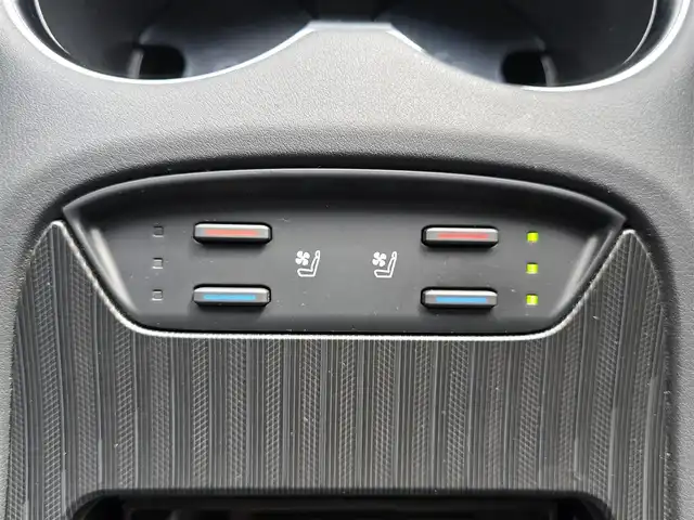 トヨタ ハリアー Z レザーパッケージ 福岡県 2021(令3)年 3.8万km ホワイトパールクリスタルシャイン ワンオーナー/モデリスタエアロ(フロント・サイド・リア)/純正12.3インチメーカーナビ　JBLプレミアムサウンド/【AM/FM/Bluetooth/フルセグTV】/全方位カメラ/デジタルインナーミラー/パワーバックドア/ビルトインETC2.0/ヘッドアップディスプレイ/前後ドライブレコーダー【DC-DR652】/トヨタセーフティセンス/プリクラッシュセーフティ/ブラインドスポットモニター/クリアランスソナー/リアクロストラフィックアラート/ロードサインアシスト/先行車発進告知機能/後退速度抑制機能/レーダークルーズコントロール/オートハイビーム/車線逸脱警報機能/車線逸脱抑制機能/ブレーキホールド/ステアリングヒーター/D/N席シートヒーター/D/N席エアシート/D/N席パワーシート/D席シートメモリ/黒レザーシート/純正20インチ黒色AW/純正フロアマット/横滑り防止装置/盗難防止装置/D/N席エアコン吹き出し口ドリンクホルダー/電格ウィンカーミラー/保証書/スペアキー×2