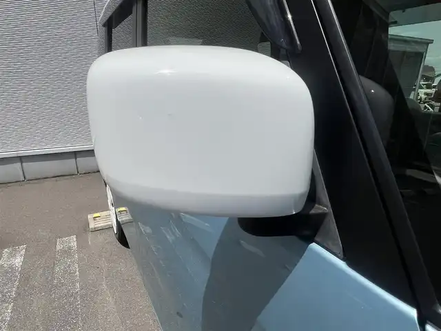 スズキ スペーシア X 秋田県 2014(平26)年 6.7万km フィズブルーパールメタリック/ホワイト ４WD/社外オーディオ（AM/FM/CD)/片側パワースライドドア/スマートキー/アイドリングストップ/プッシュスタート/運転席シートヒーター/ビルトインETC/純正フロアマット/純正ドアバイザー/オートエアコン/パワーステアリング/パワーウィンドウ/ヘッドライトレベライザー/盗難防止装置/電動格納ミラー/キーレスエントリー/保証書/取扱説明書/記録簿