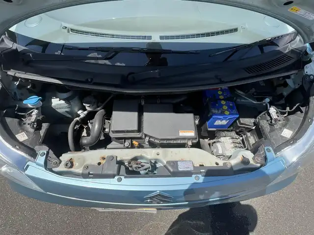 スズキ スペーシア X 秋田県 2014(平26)年 6.7万km フィズブルーパールメタリック/ホワイト ４WD/社外オーディオ（AM/FM/CD)/片側パワースライドドア/スマートキー/アイドリングストップ/プッシュスタート/運転席シートヒーター/ビルトインETC/純正フロアマット/純正ドアバイザー/オートエアコン/パワーステアリング/パワーウィンドウ/ヘッドライトレベライザー/盗難防止装置/電動格納ミラー/キーレスエントリー/保証書/取扱説明書/記録簿