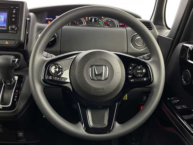 ホンダ Ｎ ＢＯＸ カスタム L 新潟県 2021(令3)年 2.3万km クリスタルブラックパール 4WD/純正ナビ/　　ワンセグ/CD/iPod/BT/バックカメラ/片側パワースライドドア/レーダークルーズコントロール/LEDオートライト/シートヒーター/純正15インチアルミホイール/ステアリングスイッチ/アイドリングストップ/USBポート/レーンキープ/スマートキー/ETC