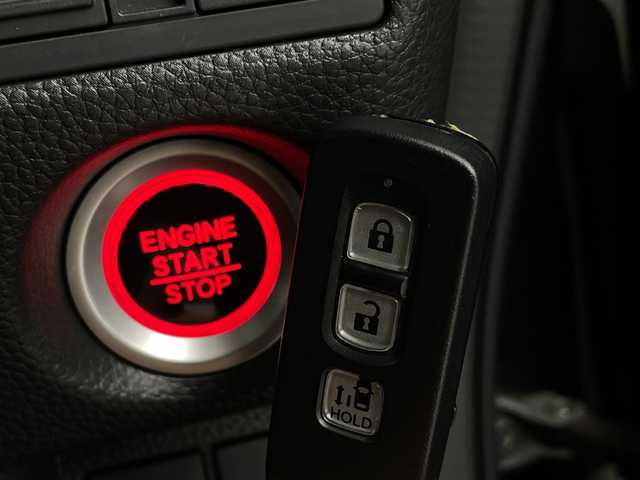 ホンダ Ｎ ＢＯＸ カスタム L 新潟県 2021(令3)年 2.3万km クリスタルブラックパール 4WD/純正ナビ/　　ワンセグ/CD/iPod/BT/バックカメラ/片側パワースライドドア/レーダークルーズコントロール/LEDオートライト/シートヒーター/純正15インチアルミホイール/ステアリングスイッチ/アイドリングストップ/USBポート/レーンキープ/スマートキー/ETC