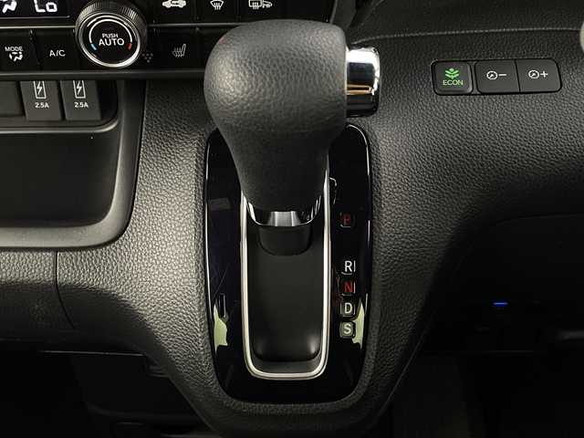 ホンダ Ｎ ＢＯＸ カスタム L 新潟県 2021(令3)年 2.3万km クリスタルブラックパール 4WD/純正ナビ/　　ワンセグ/CD/iPod/BT/バックカメラ/片側パワースライドドア/レーダークルーズコントロール/LEDオートライト/シートヒーター/純正15インチアルミホイール/ステアリングスイッチ/アイドリングストップ/USBポート/レーンキープ/スマートキー/ETC