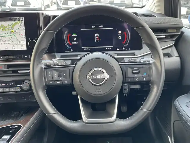 日産 オーラ G レザーエディション 東京都 2023(令5)年 1.6万km ダークメタルグレー プロパイロット/純正９型メモリーナビ＆地デジ/・BOSEパーソナルプラスサウンドシステム/・BluetoothAudio/・AppleCarPlay＆AndroidAuto/・HDMI/アラウンドビューモニター/全方位運転支援システム/・インテリジェントエマージェンシーブレーキ/・標識検知機能/・前方衝突予測警報/・車線逸脱警報/・ふらつき警報/・車線逸脱防止支援システム/・後側方衝突防止支援システム/・後側方車両検知機能/・後退時車両検知機能/インテリジェントルームミラー/エマージェンシーブレーキ/車線逸脱警報/ソナー/シートヒーター/ＥＴＣ/ワイヤレス充電器/ドライブレコーダー