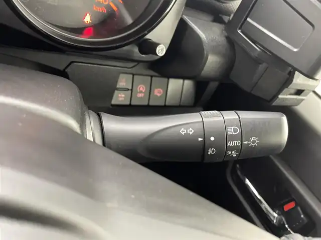 スズキ ジムニー XC 熊本県 2023(令5)年 1.7万km クリアベージュメタリック ４WD/アルパイン9インチナビX9NXL（ＣＤ・ＤＶＤ・フルセグ・ＢＴ）/バックカメラ　/ビルトインＥＴＣ　/アルパインミラー型前後ドライブレコーダー　/クルーズコントロール　/前席シートヒーター　/前のみクリアランスソナー　/衝突軽減ブレーキ　/レーンキープアシスト/横滑り防止/アイドリングストップ/純正フロアマット/純正16インチAW/オートライト/オートマチックハイビーム/LEDヘッドライト/スマートキー/プッシュスタート/スペアキー1本