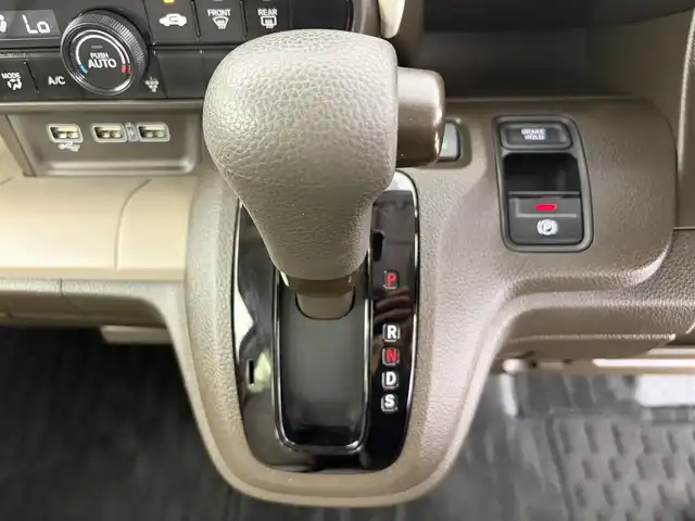 ホンダ Ｎ ＷＧＮ L ホンダセンシング 愛知県 2020(令2)年 4.7万km クリスタルブラックパール ホンダセンシング/・レーンアシスト/・車線逸脱/・衝突軽減/・アダプティブクルーズコントロール/純正ナビ/・Bluetooth/LEDライト/ステアリングリモコン/電動パーキングシステム/ビルトインETC/ドライブレコーダー