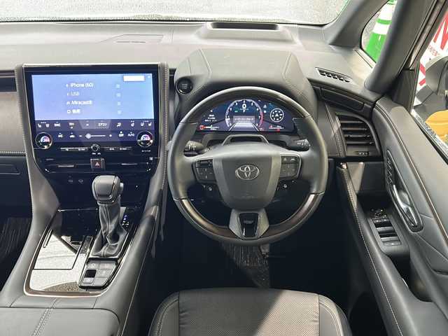 トヨタ アルファード Z 神奈川県 2023(令5)年 0.5万km ホワイトパールクリスタルシャイン ワンオーナー/純正メーカーナビ【Miracast/BT/フルセグTV】/全方位カメラ/サンルーフ/ユニバーサルステップ/フリップダウンモニター/デジタルインナーミラー/トヨタセーフティーセンス/・プリクラッシュセーフティー/・レーダークルーズコントロール/・ロードサインアシスト/・フロントクロストラフィックアラート/・レーンディパーチャーアラート/・レーンチェンジアシスト/・プロアクティブドライビングアシスト/・リヤクロストラフィックアラート/・ブラインドスポットモニター/・後方車両接近告知/・パーキングサポートブレーキ/・リヤカメラディテクション/・安心降車アシスト/・周辺車両接近時サポート/・クリアランスソナー/ヘッドアップディスプレイ/置くだけ充電/メモリー付きパワーシート/電動パーキングブレーキ/オートブレーキホールド/ビルトインETC2.0/純正前後ドライブレコーダー/オートマチックハイビーム/オートライト/オートワイパー/後席サンシェード/横滑り防止装置/盗難防止装置/新車時保証書/スペアキー×１