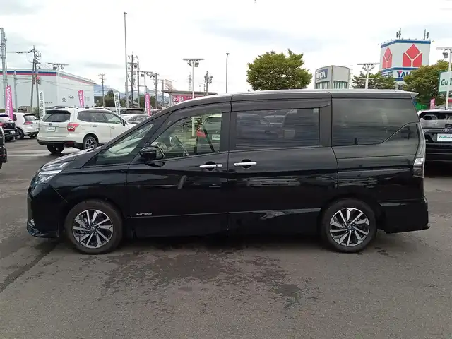 日産 セレナ ハイウェイスター V 福井県 2020(令2)年 4.4万km ダイヤモンドブラック 純正16インチAW/全方位カメラ/純正ナビ/フルセグテレビ/ハンズフリー両側オートスライドドア/前後コーナーセンサー/クルーズコントロール/ビルトインETC/ドアバイザー/本革巻きステアリング/LEDヘッドライト/Fフォグ/ダブル＋サイドエアバッグ/カーテンエアバッグ/BSW、BSI/横滑り防止装置/盗難防止装置/純正フロアマット/スマートキー