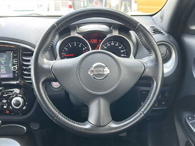 日産 ジューク 15RX Vセレクション 鳥取県 2016(平28)年 5.8万km ブリリアントホワイトパール ワンオーナー/スマートキーx２個/プリクラッシュセーフティ/レーンデパーチャー/純正メモリナビ/フルセグ・Bluetooth/バックカメラ/Dモードエアコン/革巻ステアリング/キセノンライト/社外１７インチAW/ETCユニット/保証書・取説