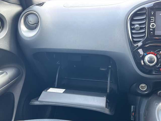 日産 ジューク 15RX Vセレクション 鳥取県 2016(平28)年 5.8万km ブリリアントホワイトパール ワンオーナー/スマートキーx２個/プリクラッシュセーフティ/レーンデパーチャー/純正メモリナビ/フルセグ・Bluetooth/バックカメラ/Dモードエアコン/革巻ステアリング/キセノンライト/社外１７インチAW/ETCユニット/保証書・取説