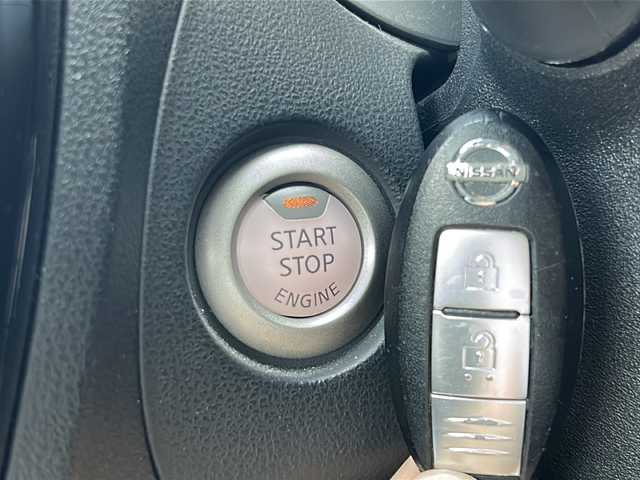 日産 ジューク 15RX Vセレクション 鳥取県 2016(平28)年 5.8万km ブリリアントホワイトパール ワンオーナー/スマートキーx２個/プリクラッシュセーフティ/レーンデパーチャー/純正メモリナビ/フルセグ・Bluetooth/バックカメラ/Dモードエアコン/革巻ステアリング/キセノンライト/社外１７インチAW/ETCユニット/保証書・取説