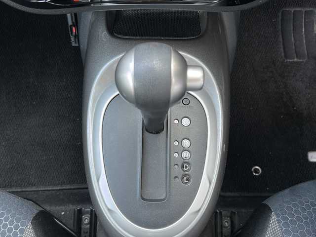 日産 ジューク 15RX Vセレクション 鳥取県 2016(平28)年 5.8万km ブリリアントホワイトパール ワンオーナー/スマートキーx２個/プリクラッシュセーフティ/レーンデパーチャー/純正メモリナビ/フルセグ・Bluetooth/バックカメラ/Dモードエアコン/革巻ステアリング/キセノンライト/社外１７インチAW/ETCユニット/保証書・取説