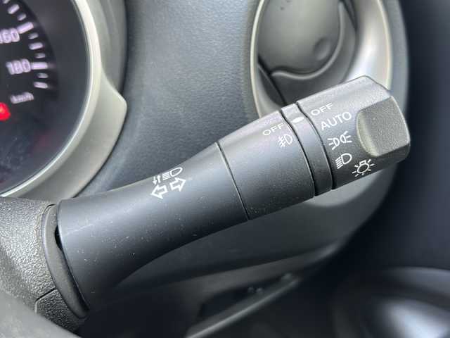 日産 ジューク 15RX Vセレクション 鳥取県 2016(平28)年 5.8万km ブリリアントホワイトパール ワンオーナー/スマートキーx２個/プリクラッシュセーフティ/レーンデパーチャー/純正メモリナビ/フルセグ・Bluetooth/バックカメラ/Dモードエアコン/革巻ステアリング/キセノンライト/社外１７インチAW/ETCユニット/保証書・取説