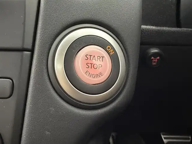 日産 フェアレディ Ｚ ロードスター バージョンT 愛知県 2011(平23)年 7.3万km プレミアムディープマルーン BOSEプレミアムサウンド/純正ナビ/（DVD/CD/FM/AM/AUX/ワンセグTV/Bluetooth）/パワーシート/シートヒーター/シートクーラー/ETC/パドルシフト/純正フロアマット/純正18インチAW/純正LEDライト/オートライト/スマート/プッシュスタート