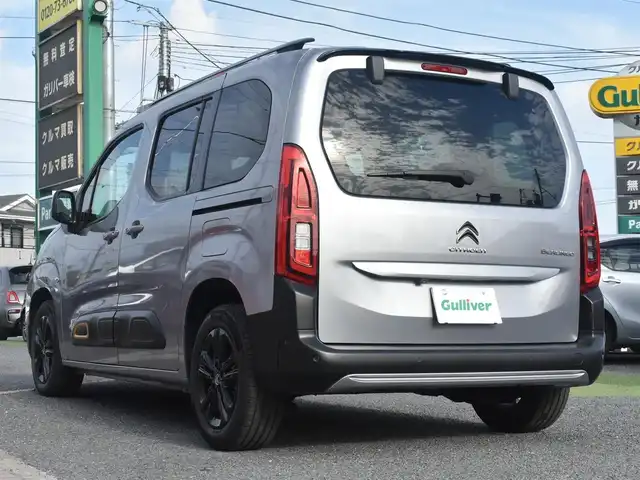 シトロエン ベルランゴ サーフED バイ･リップカール 神奈川県 2022(令4)年 2.5万km GRIS ARTENSE マルチパノラミックルーフ/グリップコントロール/ディスプレイオーディオ/バックカメラ/ブラインドスポットモニター/フロント&サイド&バックソナー/パドルシフト/ETC/専用ボディ色グリアルタンス