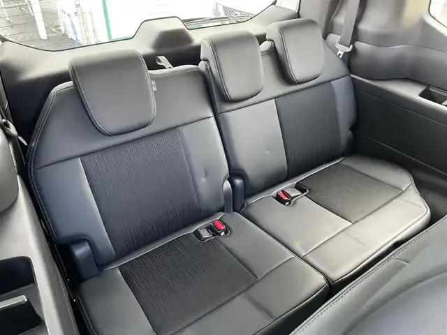 ホンダ ステップワゴン スパーダ 東京都 2024(令6)年 1.2万km プラチナホワイトパール Ｇａｔｈｅｒｓ純正８型ナビ　フルセグＴＶ　ＣＤ／ＤＶＤ　バックカメラ　追従クルーズ　ＢＳＭ　シートヒーター　両側パワースライドドア　電動リアゲート　ＥＴＣ　ドライブレコーダー　衝突被害軽減ブレーキ