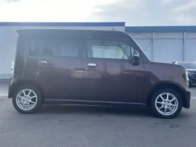 ダイハツ ムーヴ コンテ カスタム G 道北・旭川 2013(平25)年 11.8万km プラムブラウンクリスタルマイカ (株)IDOMが運営する【じしゃロン旭川店】の自社ローン対象車両になります。こちらは現金ご利用時の価格です。自社ローンご希望の方は別途その旨お申付け下さい。/　/・社外ナビ(CD/DVD/BT/SD/フルセグ)/・エコアイドル/・電動格納ウィンカーミラー/・フロントデアイサー/・スマートキー1個/・フォグランプ/・現車サマータイヤ 純正AW155/65R14/・取扱説明書