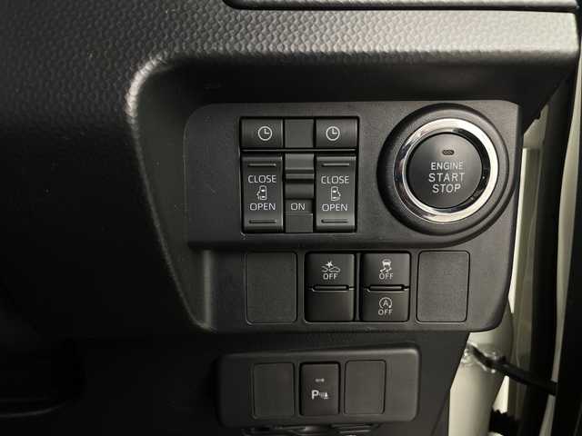 トヨタ ルーミー カスタムG－T 新潟県 2021(令3)年 4.1万km パールホワイトⅢ 純正ディスプレイオーディオ/　　フルセグ/BT/AppleCarPlay/AndroidAuto/バックカメラ/両側パワースライドドア/レーダークルーズコントロール/シートヒーター/LEDオートライト/純正15インチアルミホイール/ステアリングスイッチ/USBポート/社外AW付スタッドレスタイヤ車載/アイドリングストップ/スマートキー/ETC