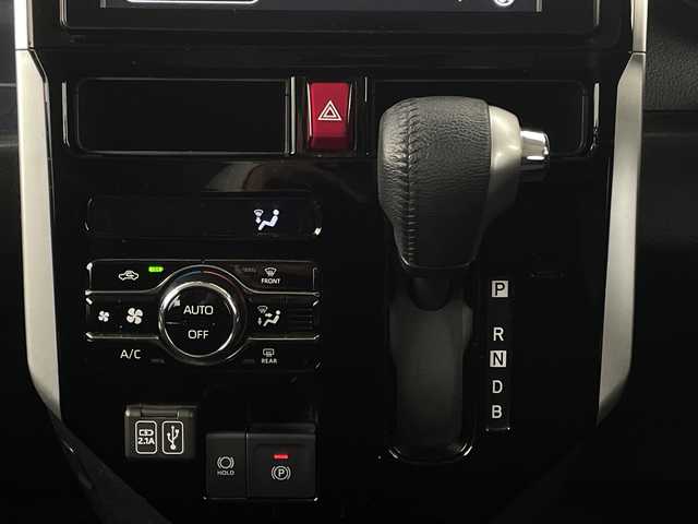 トヨタ ルーミー カスタムG－T 新潟県 2021(令3)年 4.1万km パールホワイトⅢ 純正ディスプレイオーディオ/　　フルセグ/BT/AppleCarPlay/AndroidAuto/バックカメラ/両側パワースライドドア/レーダークルーズコントロール/シートヒーター/LEDオートライト/純正15インチアルミホイール/ステアリングスイッチ/USBポート/社外AW付スタッドレスタイヤ車載/アイドリングストップ/スマートキー/ETC