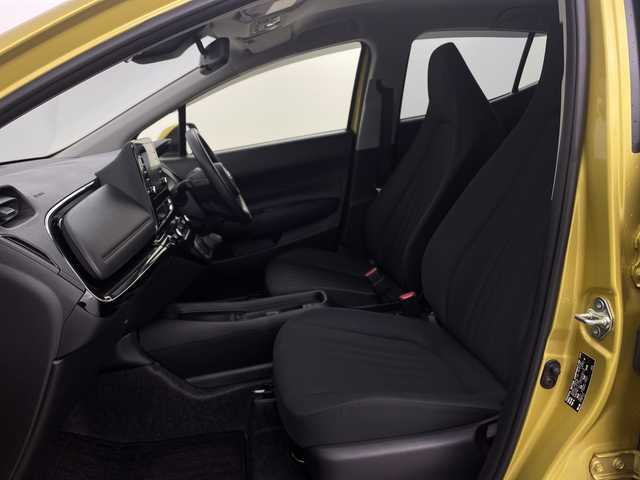 トヨタ アクア X 新潟県 2021(令3)年 2.9万km ブラスゴールドメタリック 4WD/純正ディスプレイオーディオ/　　BT/FM/AM/MiraCast/バックカメラ/レーダークルーズコントロール/LEDオートライト/オートハイビーム/ステアリングスイッチ/スマートキー/ビルトインETC2.0