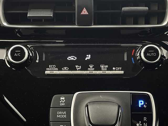 トヨタ アクア X 新潟県 2021(令3)年 2.9万km ブラスゴールドメタリック 4WD/純正ディスプレイオーディオ/　　BT/FM/AM/MiraCast/バックカメラ/レーダークルーズコントロール/LEDオートライト/オートハイビーム/ステアリングスイッチ/スマートキー/ビルトインETC2.0