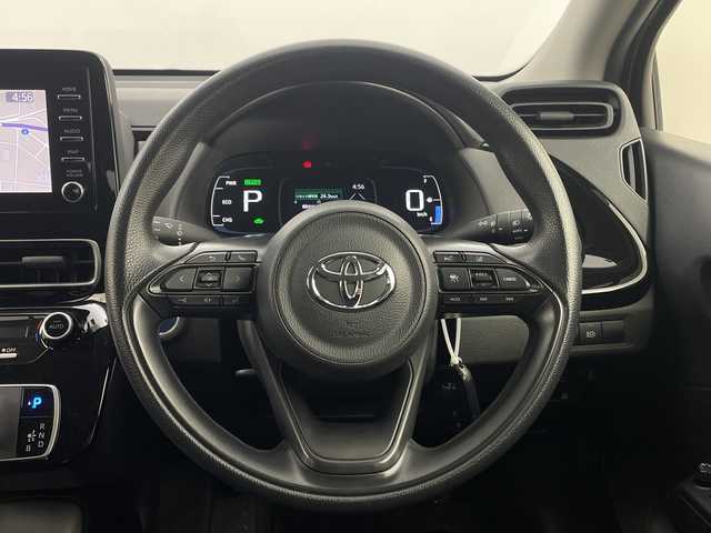 トヨタ アクア X 新潟県 2021(令3)年 2.9万km ブラスゴールドメタリック 4WD/純正ディスプレイオーディオ/　　BT/FM/AM/MiraCast/バックカメラ/レーダークルーズコントロール/LEDオートライト/オートハイビーム/ステアリングスイッチ/スマートキー/ビルトインETC2.0