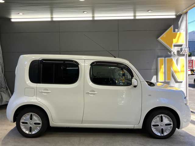 日産 キューブ 15X Vセレクション 東京都 2019(平31)年 5万km ブリリアントホワイトパール 社外メモリナビ/（AVIC-RZ900)/バックカメラ/インテリジェントキー/電動格納ミラー/Bluetooth/フルセグテレビ/プラズマクラスター/ドライブレコーダー前後/アイドリングストップ/ETC/保証書・取扱説明書