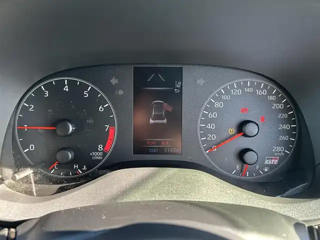 トヨタ ＧＲヤリス RZ ハイパフォーマンス 和歌山県 2023(令5)年 0.4万km プラチナホワイトパールマイカ 純正8インチナビ/フルセグTV/Bluetooth/バックカメラ/ビルトインETC2.0/デジタルインナーミラー型ドラレコ/トヨタセーフティセンス/HUD/レーダークルーズコントロール/GRエアロパーツ/HKSスポーツマフラー/車高調/BBS製18インチAW/スポーツエアクリ/JBLサウンド/革巻きステアリング/ステアリングスイッチ/ステアリングシーター/ハーフレザーシート/前席シートヒーター/LEDヘッドライト/フォグランプ/オートライト/オートハイビーム/ヘッドライトレベライザー/プッシュスタート/スマートキー/スペアキー/取扱説明書/保証書