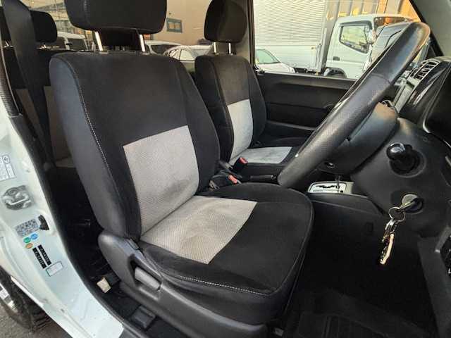 スズキ ジムニー ワイルドウィンド 宮城県 2007(平19)年 15.1万km パールホワイト 登録時走行距離150247km/パワーステアリング/パワーウインド/スペアキー有り/ACエアコン/Bluetooth接続/TV/AM/FM/SD/AUX/HIDヘッドライト/４WD/オフロードマッドタイヤ(ヨコハマ　ジオランダーG003)22年製/ヘッドライトレベライザー/純正フロアマット/純正アルミホイール/ABS/車高調リフトアップ/ルーフレールキャリア付き