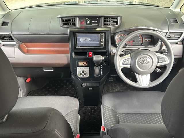 トヨタ タンク G S 静岡県 2018(平30)年 6.6万km ブラックマイカメタリック 純正SDナビ/・CD/・DVD/・フルセグＴＶ/・Bluetooth/・AM/・FM/主要装備/・両側パワスラ/・衝突軽減/・横滑り防止装置/・レーンキープ/・クルコン/・バックカメラ/・ETC/・ドラレコ/・ステリモ/・スマートキー/・スペアキー1本/・プッシュスタート/・社外フロアマット/・社外アルミホイール