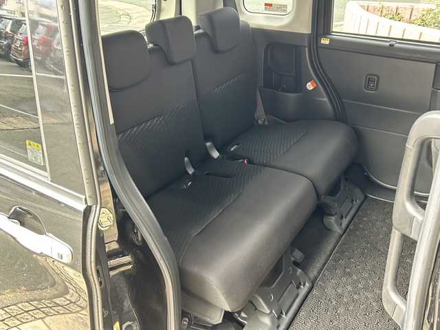 トヨタ タンク G S 静岡県 2018(平30)年 6.6万km ブラックマイカメタリック 純正SDナビ/・CD/・DVD/・フルセグＴＶ/・Bluetooth/・AM/・FM/主要装備/・両側パワスラ/・衝突軽減/・横滑り防止装置/・レーンキープ/・クルコン/・バックカメラ/・ETC/・ドラレコ/・ステリモ/・スマートキー/・スペアキー1本/・プッシュスタート/・社外フロアマット/・社外アルミホイール