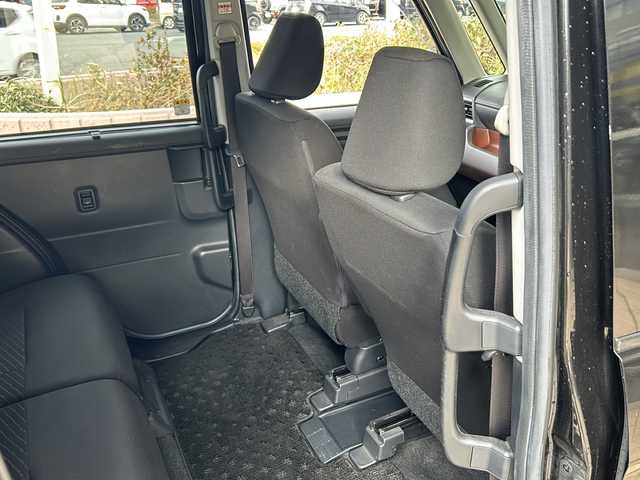 トヨタ タンク G S 静岡県 2018(平30)年 6.6万km ブラックマイカメタリック 純正SDナビ/・CD/・DVD/・フルセグＴＶ/・Bluetooth/・AM/・FM/主要装備/・両側パワスラ/・衝突軽減/・横滑り防止装置/・レーンキープ/・クルコン/・バックカメラ/・ETC/・ドラレコ/・ステリモ/・スマートキー/・スペアキー1本/・プッシュスタート/・社外フロアマット/・社外アルミホイール