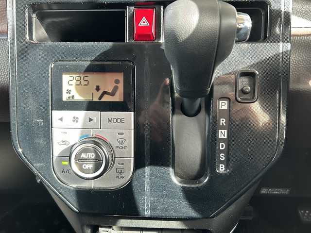 トヨタ タンク G S 静岡県 2018(平30)年 6.6万km ブラックマイカメタリック 純正SDナビ/・CD/・DVD/・フルセグＴＶ/・Bluetooth/・AM/・FM/主要装備/・両側パワスラ/・衝突軽減/・横滑り防止装置/・レーンキープ/・クルコン/・バックカメラ/・ETC/・ドラレコ/・ステリモ/・スマートキー/・スペアキー1本/・プッシュスタート/・社外フロアマット/・社外アルミホイール