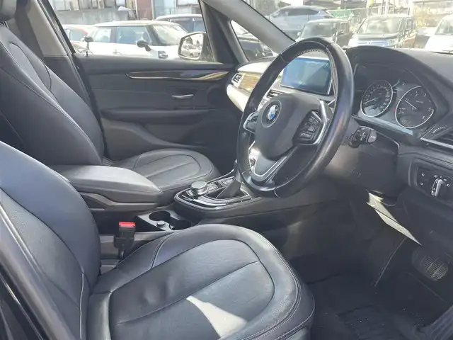 ＢＭＷ ２１８ｄ アクティブツアラー 埼玉県 2017(平29)年 7.4万km 黒 当店買取車/バックカメラ/アイドリングストップ/Bluetooth接続/プッシュスタート/ETC/USB入力端子