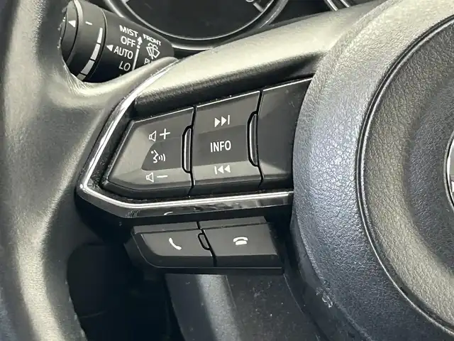 マツダ ＣＸ－５ 25S Lパッケージ 大分県 2017(平29)年 5.9万km スノーフレイクホワイトパールマイカ 純正SDナビ/フルセグ/DVD/Bluetooth/バックカメラ/衝突軽減ブレーキ/レーダークルーズコントロール/前席シートヒーター/前席パワーシート/BOSEサウンド/電動リアゲート/前方ドライブレコーダ/ビルトインETC/純正フロアマット/純正19インチAW/スマートキーX2