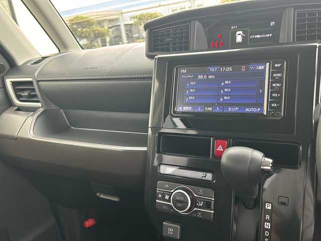 トヨタ ルーミー G 山口県 2022(令4)年 5.9万km パールホワイトⅢ 純正メモリナビ【NSLN-W68】/Bluetooth/両側パワースライドドア/バックカメラ/スマートアシスト/・衝突回避支援ブレーキ機能/・衝突警報機能/・車線逸脱警報/・路側逸脱警報/・ふらつき警報/・ブレーキ抑制付誤発進お知らせ機能/・コーナーセンサー/ETC/LEDヘッドライト/USB充電端子/スマートキー/プッシュスタート