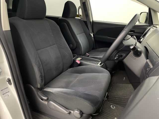 トヨタ エスティマ アエラス 埼玉県 2012(平24)年 6.9万km ホワイトパールクリスタルシャイン 純正フリップダウンモニター/純正ナビ/　(Bluetooth/CD/DVD/DS/FM/AM)/フルセグテレビ/バックカメラ/ビルトインETC/前方ドライブレコーダー/両側パワースライドドア/クルーズコントロール/プッシュスタート/オートキセノンライト/純正フロアマット/純正18インチアルミホイール