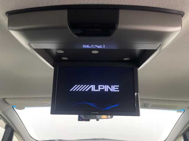 トヨタ エスティマ アエラス 埼玉県 2012(平24)年 6.9万km ホワイトパールクリスタルシャイン 純正フリップダウンモニター/純正ナビ/　(Bluetooth/CD/DVD/DS/FM/AM)/フルセグテレビ/バックカメラ/ビルトインETC/前方ドライブレコーダー/両側パワースライドドア/クルーズコントロール/プッシュスタート/オートキセノンライト/純正フロアマット/純正18インチアルミホイール