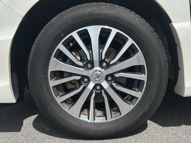 日産 セレナ HWS S HV Vセレ +Sefty 香川県 2015(平27)年 6.8万km ブリリアントホワイトパール 両側パワースライドドア/純正ナビ/（全方位カメラ/フルセグテレビ/CD/DVD/Bluetooth)/前後コーナーセンサー/LEDヘッドライト/オートライト/クルーズコントロール/オートエアコン/純正アルミホイール/純正フロアマット/ETC/プッシュスタート/スマートキー